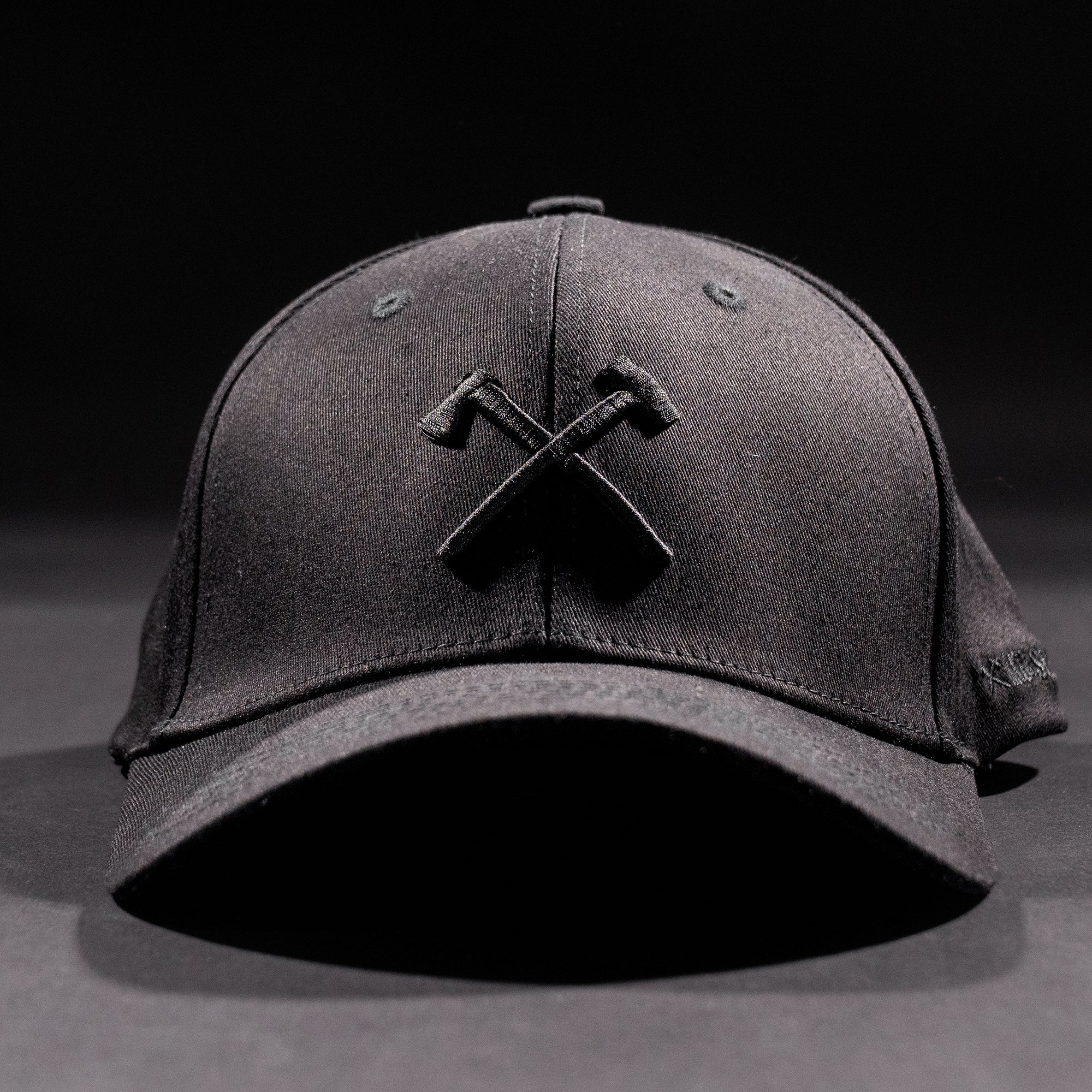 BLACKOUT AXE ICON FLEX HAT