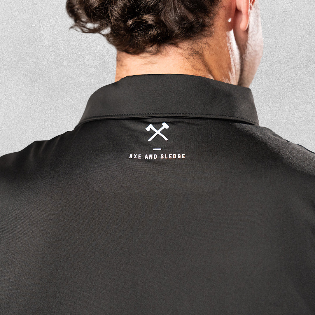 Polo // White on Black