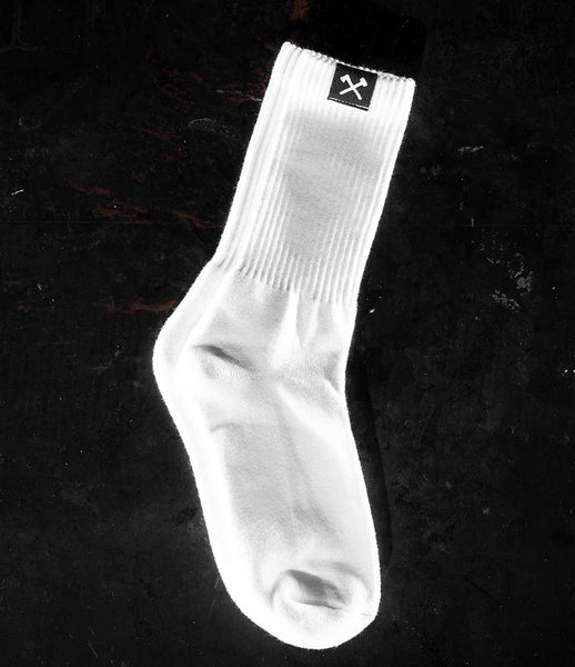 iconwhitesocks_0000s_0002_DSC0